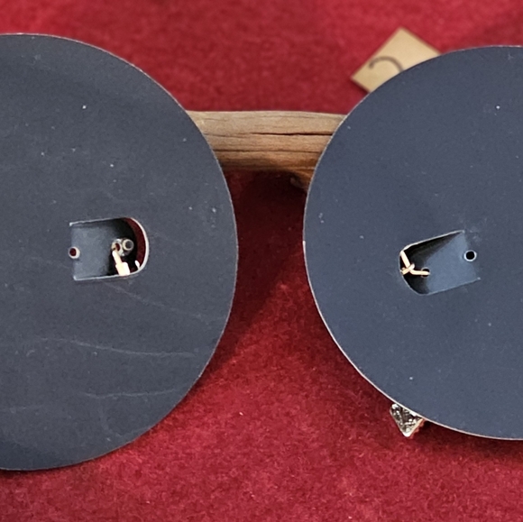 New Modcloth heart and Art Deco Retro earrings - Picture 4 of 4